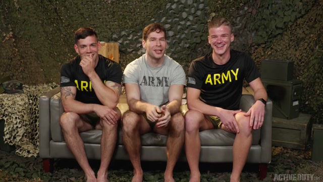 2 Soldiers Have Wild Threeway with New Recruit