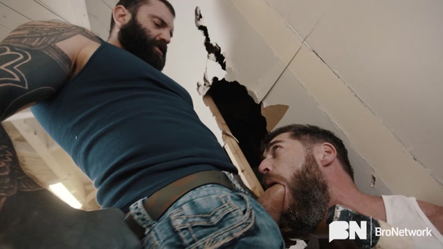 Two Hot Tradesmen Itching to Fuck on Job Sight