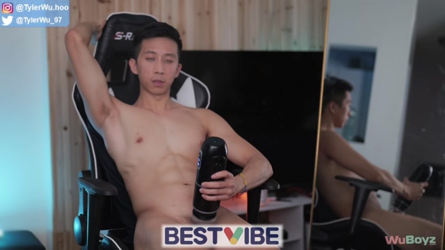 Asian Jock Fleshjacks His Uncut Dick