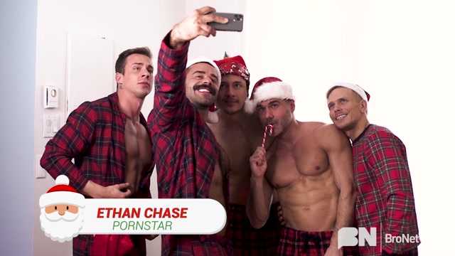 XXXMas Orgy with 5 hunks