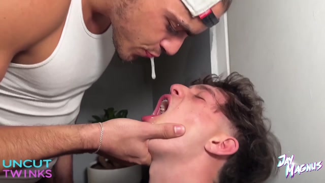 twink knocks on the wrong door & gets an ass full of dick