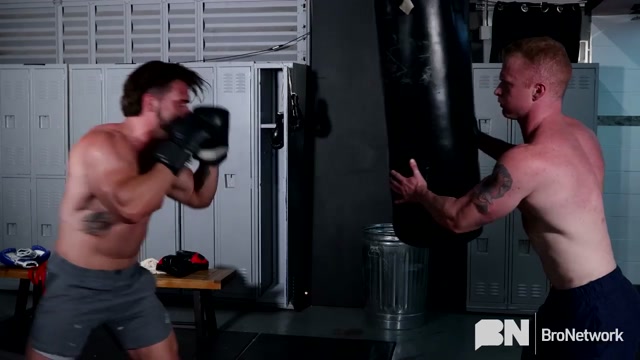 Two Fighters Break Training & Fuck in Locker Room