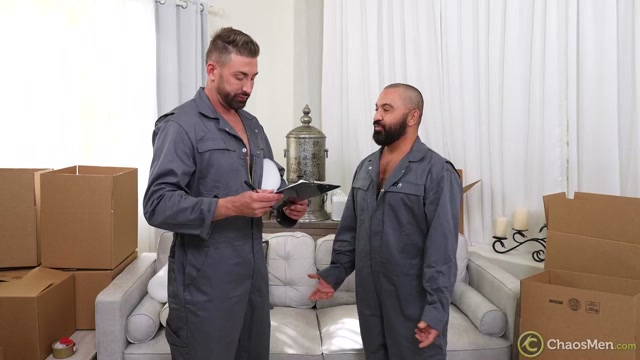 Movers Fuck Each Other's Brain Out After Packing the Truck