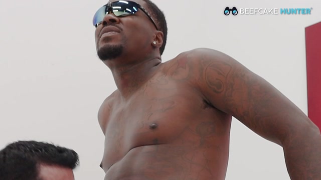 Straight Black Man Admits to Missing Gay Dude's Lips on his Cock