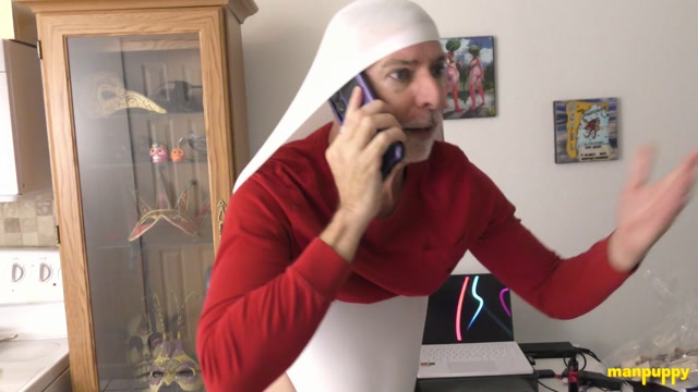 Customer Service Telephone Rep Gets Man to Give Himself Wedgie