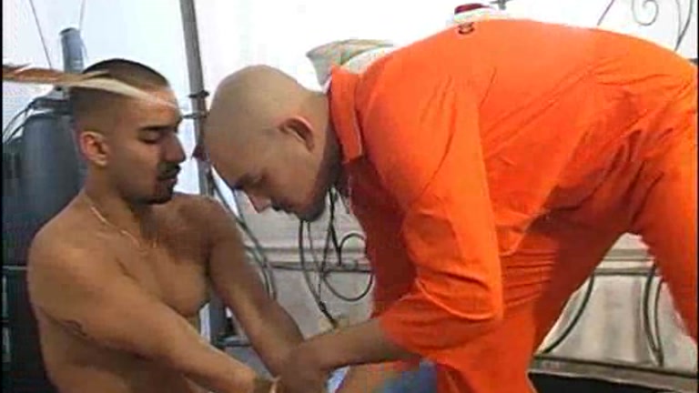 Convict fucks a guy after working out