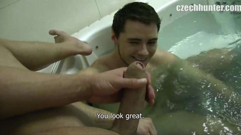 czech guy sucking dick in the bathtub - Best Male Videos