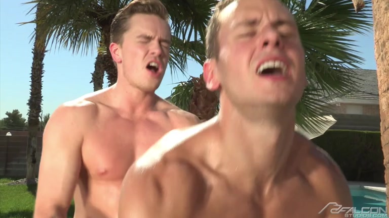 Lucas Knight fucks Brenner Bolton by the pool