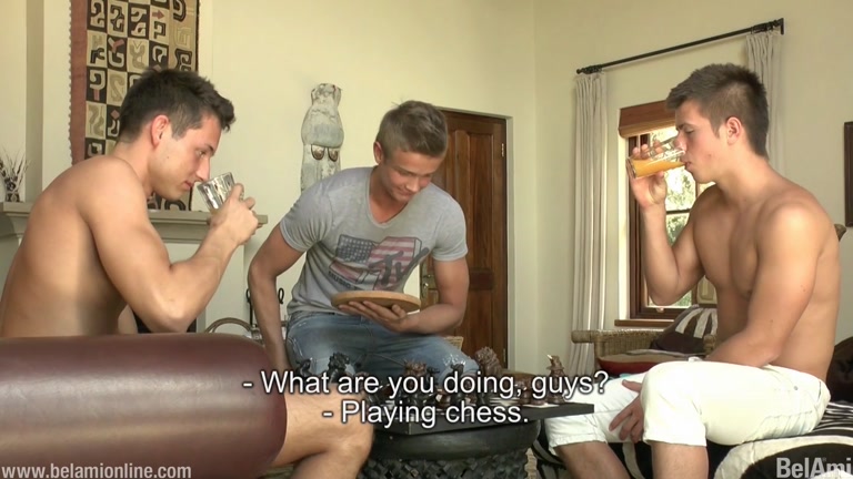 HOW DO you play strip chess?