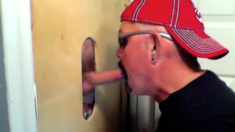 daddy cocksucker blows two guys at gloryhole