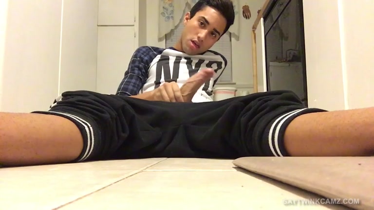 twink films himself jerking off on kitchen floor