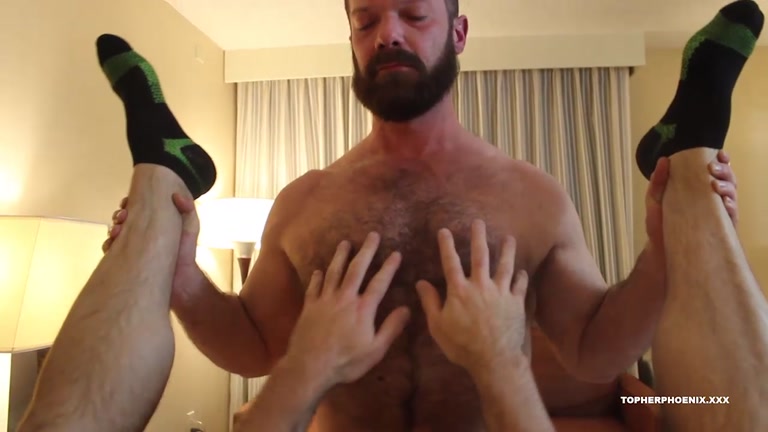 bearded muscle daddy fucks hairy bear wearing black socks