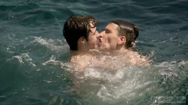 Twinks Swimming Naked & Fucking on French Riviera 