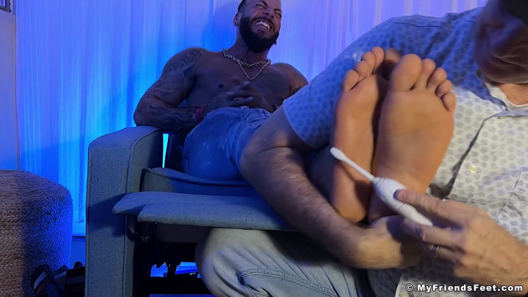 Bearded Hunk in Jeans Auditions for Tickling Porn Site