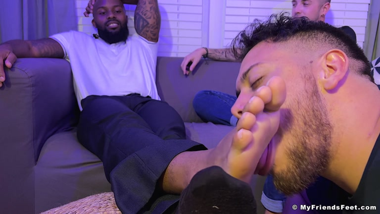 Roommate Worships 2 Pairs of Feet for Free Rent