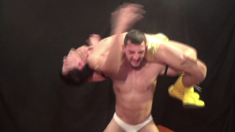 Wrestler Gets Opponent in Severe Camel Hold