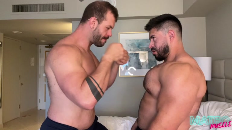 hunk worships bodybuilder's magnificent body before anal