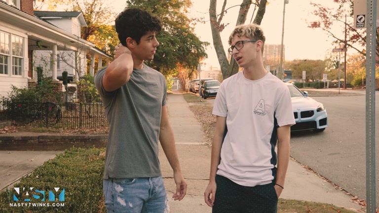 bespectacled twink gives his ass to his hot friend