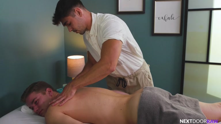 Masseur Can't Believe What This Jock Asks Him to Do