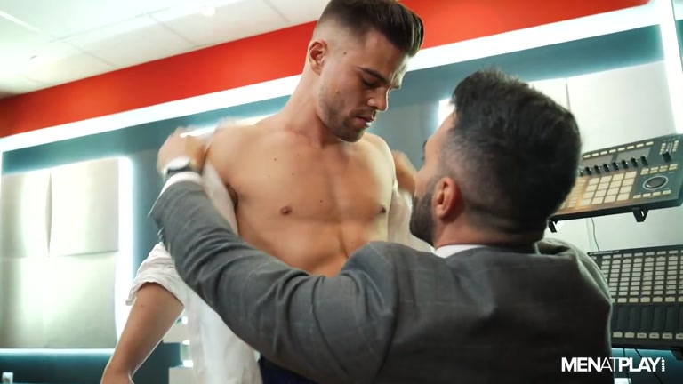 Intern Goes for Wild Ride on Music Producer's Stiff Cock