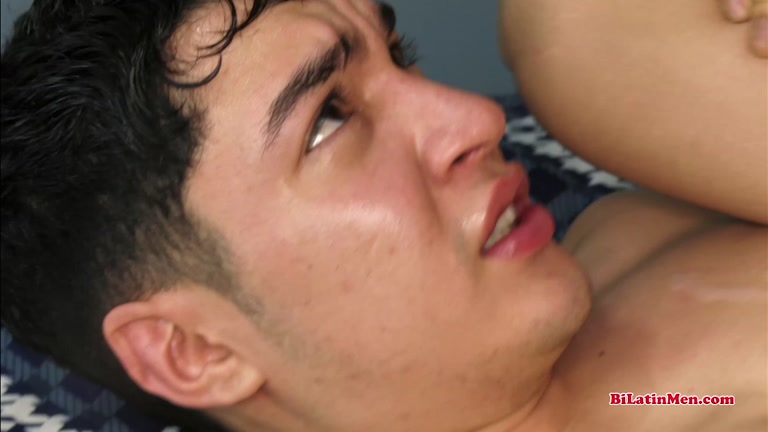 Latin Guy Shoots Massive Cum Stream Right Up His Torso While Getting Fucks