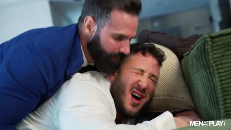 Platinum Member Gets His Extra Benefits Fucking Flight Attendant's Ass