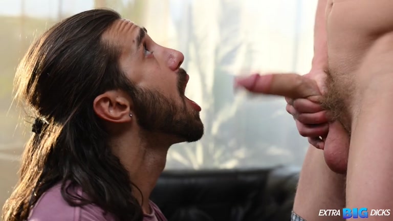 Guy Is Looking for New Roommate & He MUST Be Hung