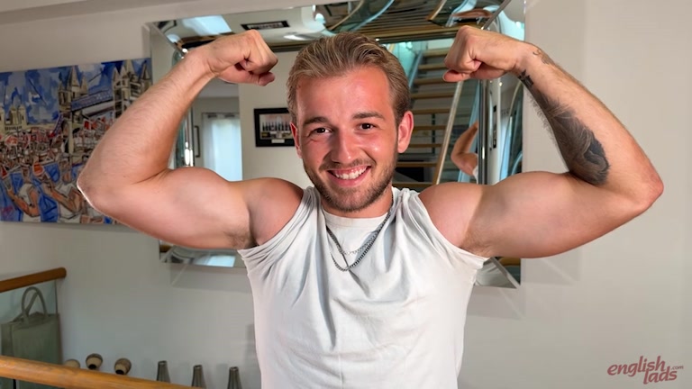 Good-Looking Blond & Bearded Brit's First JO Video