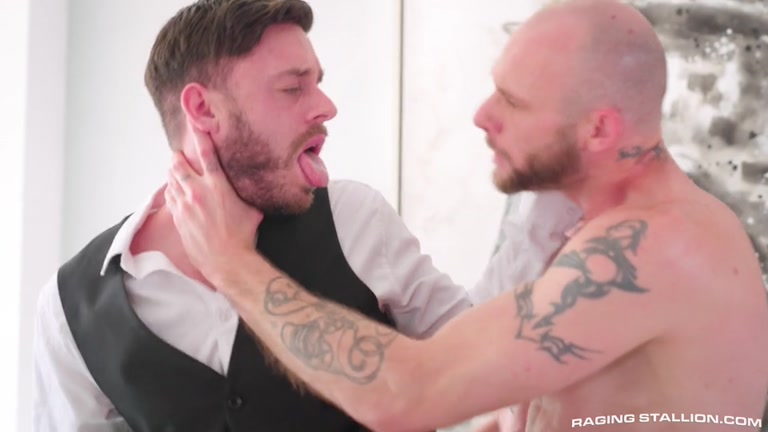 Hotel Concierge Puts Up Stranded Tourist & Discovers He's Got a Big Dick