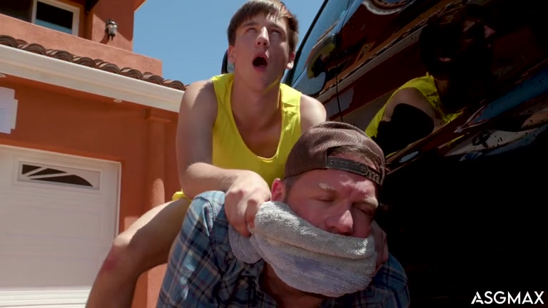 Twink Turns Tables on Car Wash Daddy & Fucks His Ass by his Truck