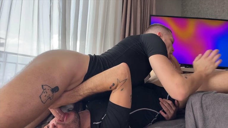 Hung Stud Fucks Bottom's Throat Then Opens His Hole with his Fat Cock