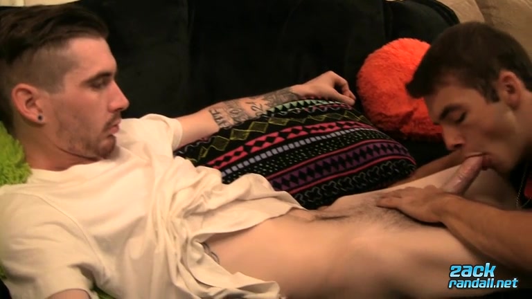 Straight Guy Doesn't Turn Down a Little Head from His Buddy