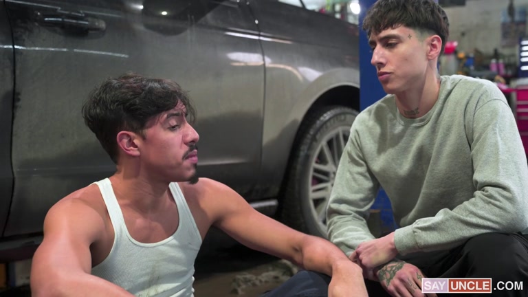 Mechanic Will Not Let This Cute Boy Leave Garage Without Tasting His Load